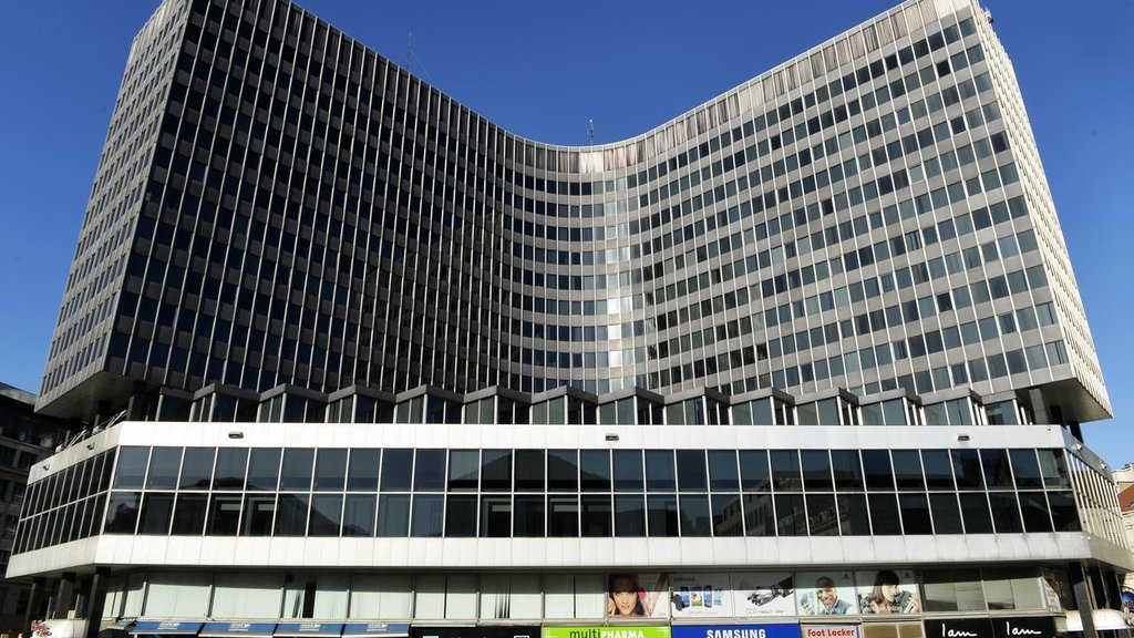 image - Bpost en stad Brussel verkopen Muntcentrum